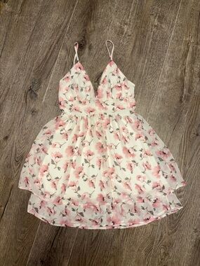 Women’s White and Pink Floral Chiffon Mini Dress